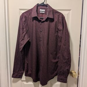 Calvin Klein Men's Burgundy Patterned Button Down Shirt Size 34 / 35 and 16 Neck